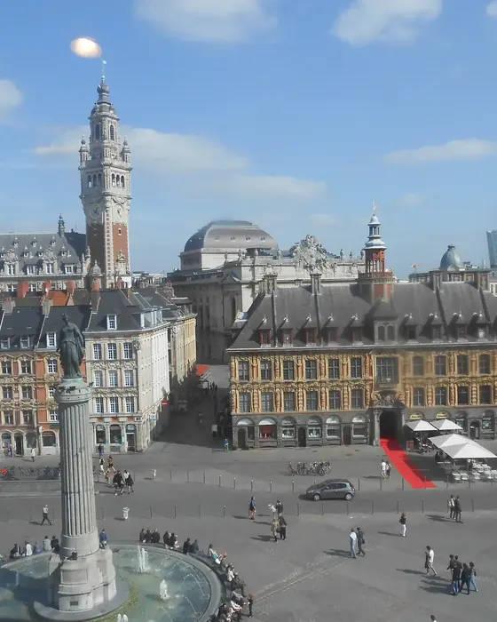 Vieille Bourse et beffroi de l'hôtel de ville, Grand-Place de Lille