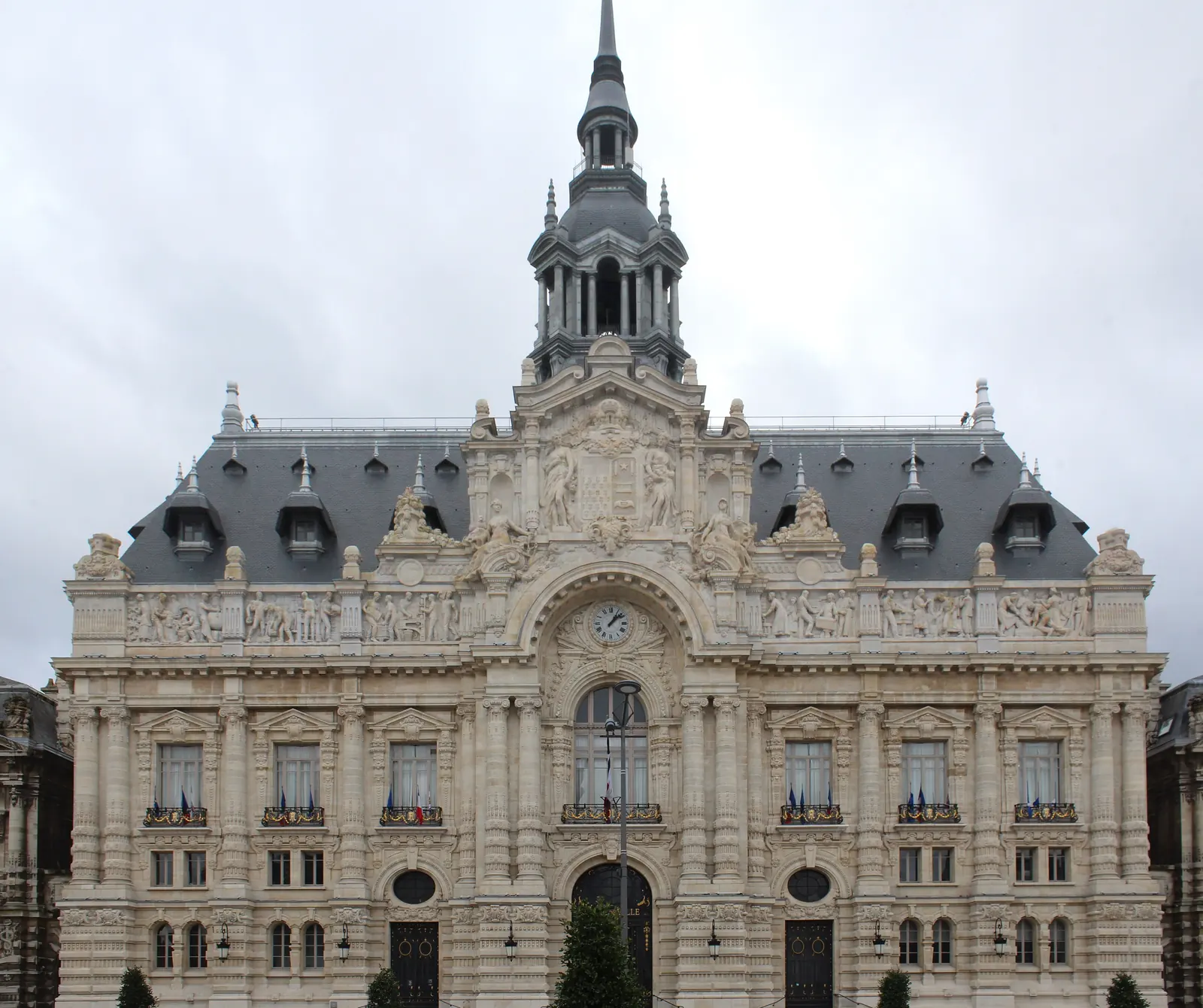 Hôtel de ville de Roubaix, façade néo-Renaissance en pierre