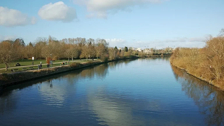 La Deûle et son chemin de promenade à Lambersart