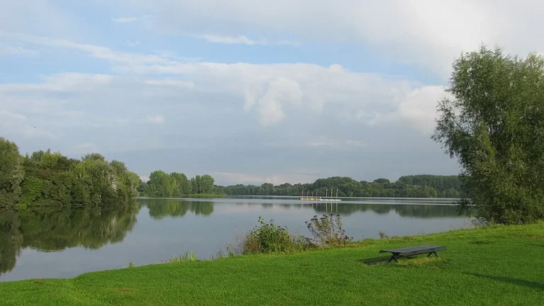 Lac du Héron à Villeneuve-d'Ascq, bassin de régulation des eaux pluviales