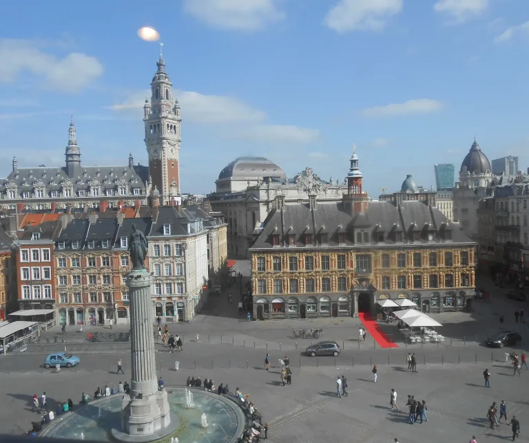 Vieille Bourse et beffroi de l'hôtel de ville, Grand-Place de Lille